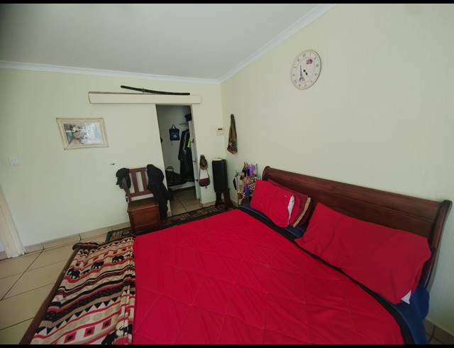 2 BEDROOM FREESTANDING FOR SALE IN HUNTINGDON